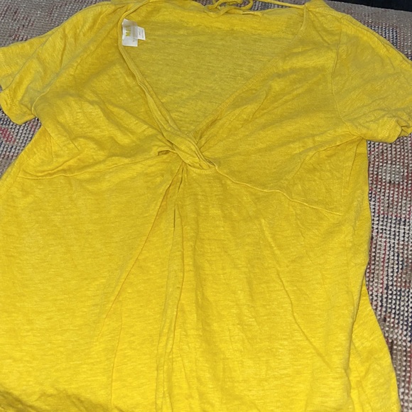 Anthropologie // Maeve Horizons Tee {Yellow}🌛 - Picture 13 of 13